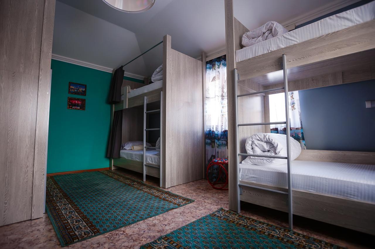 Mountain Road Hostel Almaty Ngoại thất bức ảnh