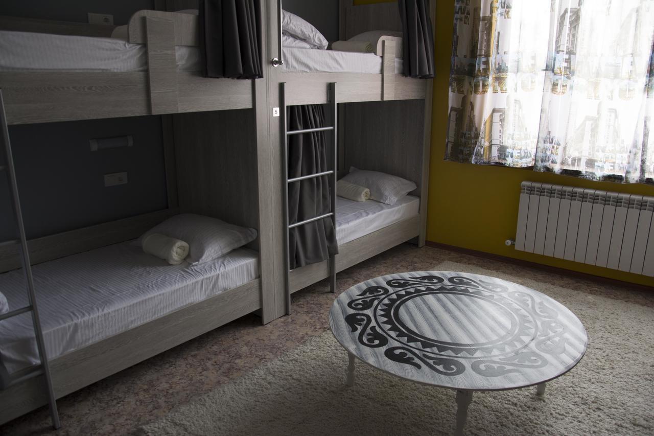 Mountain Road Hostel Almaty Ngoại thất bức ảnh